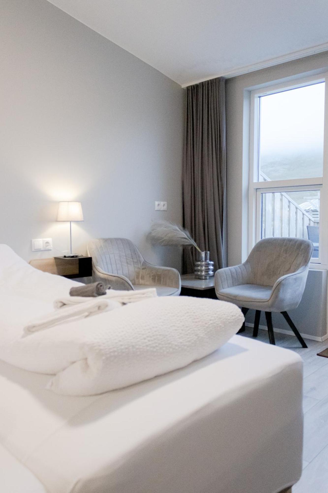 Urdartindur Guesthouse And Cottages Northurfjorthur Zimmer foto
