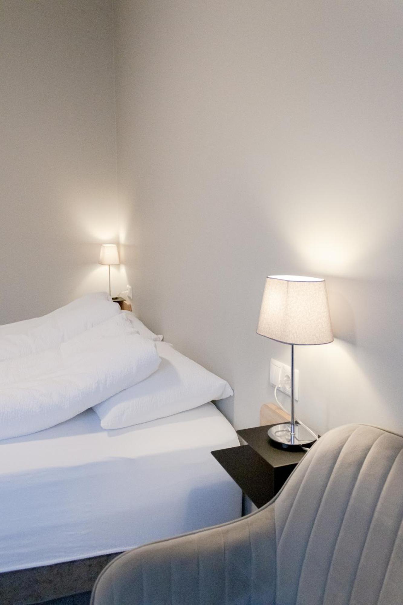 Urdartindur Guesthouse And Cottages Northurfjorthur Zimmer foto