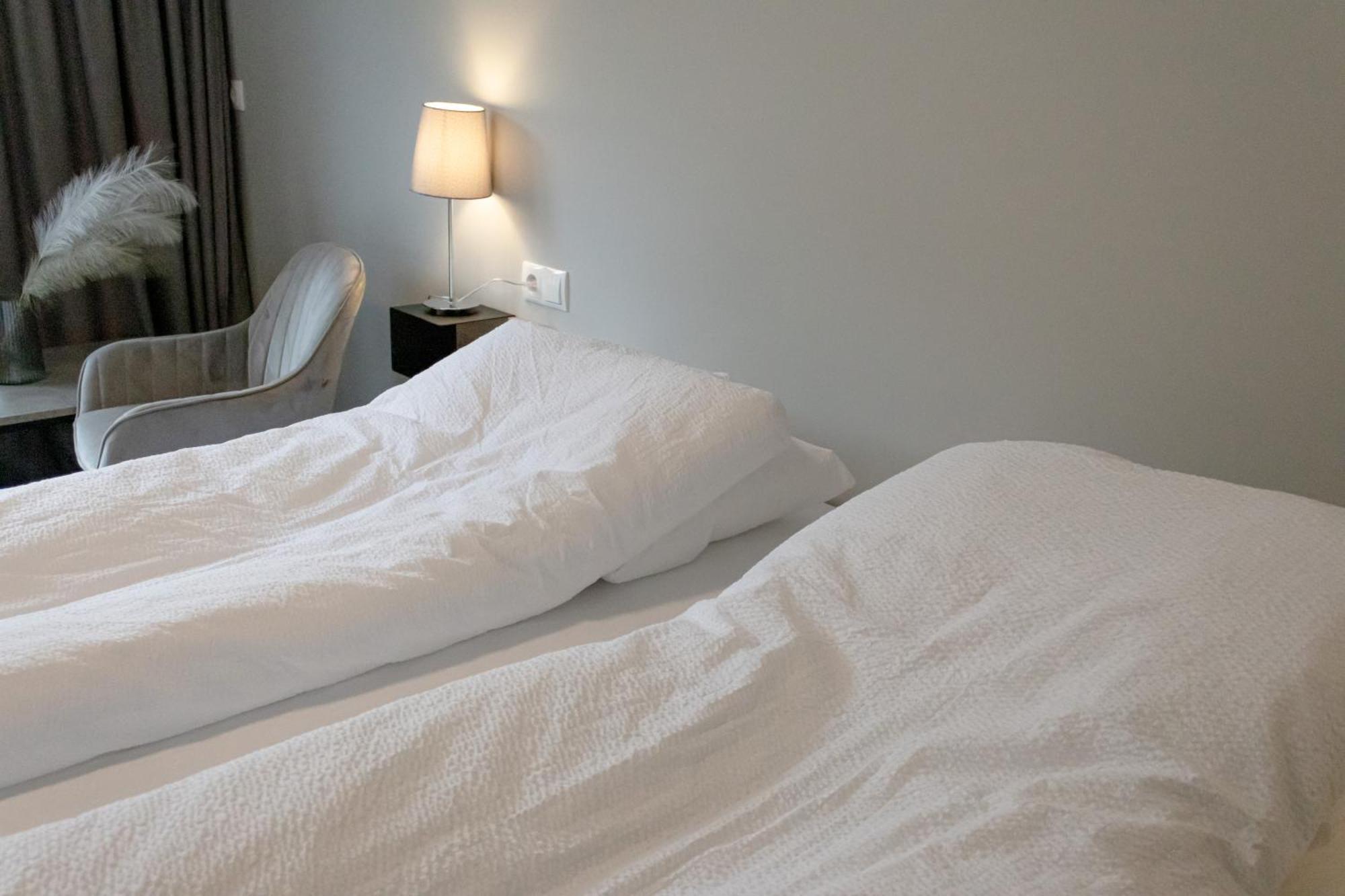 Urdartindur Guesthouse And Cottages Northurfjorthur Zimmer foto