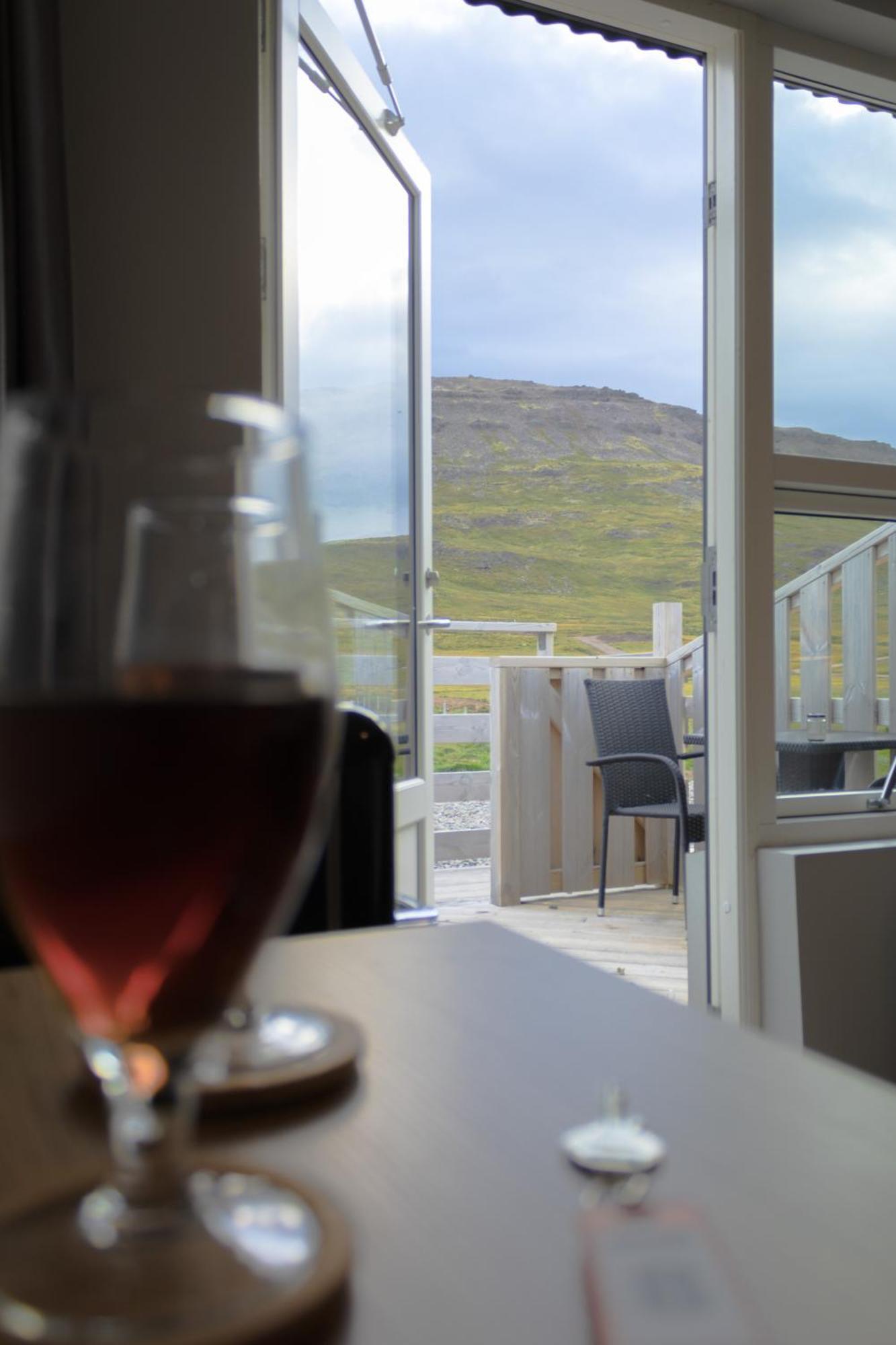 Urdartindur Guesthouse And Cottages Northurfjorthur Zimmer foto