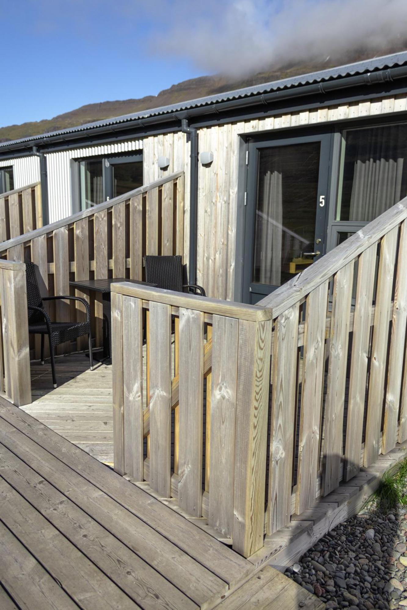 Urdartindur Guesthouse And Cottages Northurfjorthur Zimmer foto