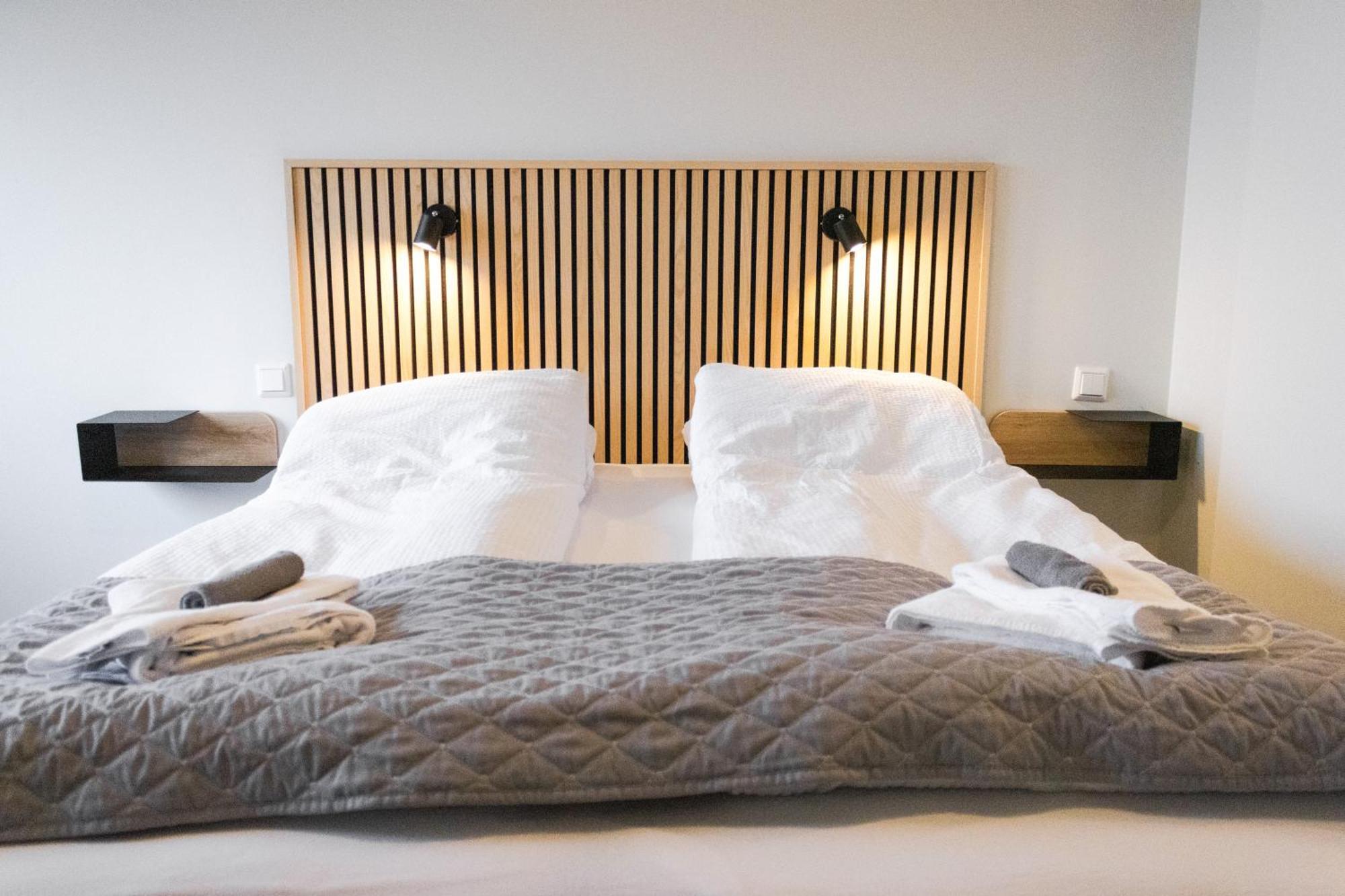 Urdartindur Guesthouse And Cottages Northurfjorthur Zimmer foto