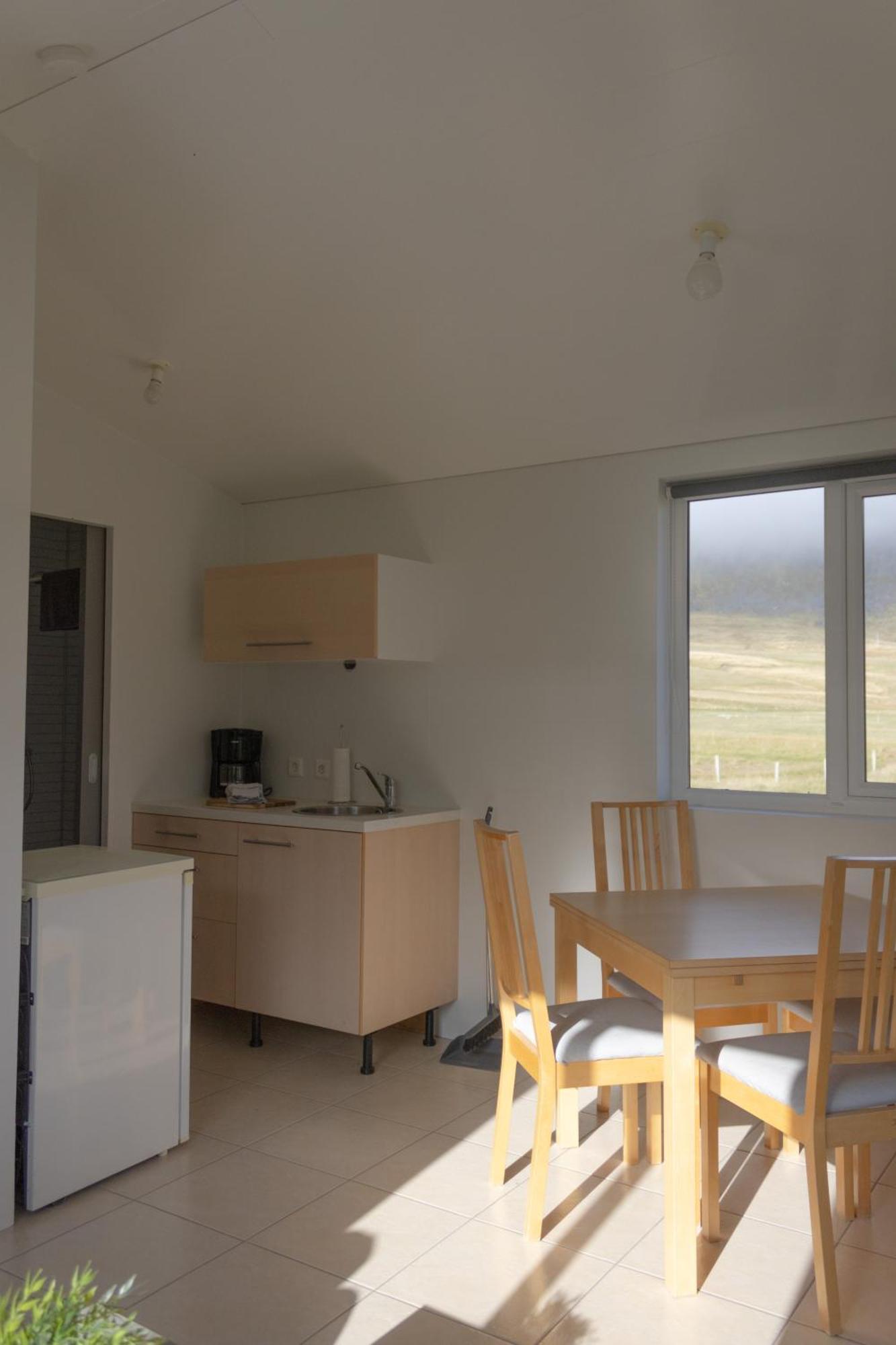 Urdartindur Guesthouse And Cottages Northurfjorthur Zimmer foto
